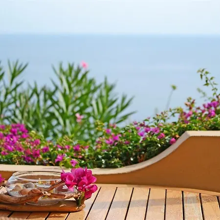 Ferienhaus La Cote Bleue Sainte-Lucie de Porto-Vecchio
